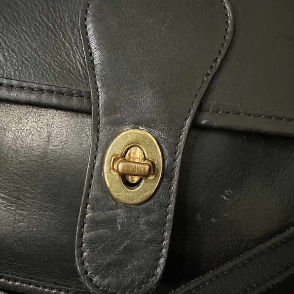 Coach Vintage Station Bag (black) - Picture 6 of 13